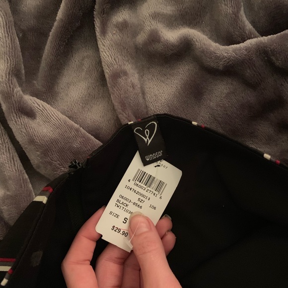 Windsor store pin stripe sleeved crop top - Picture 6 of 6